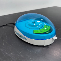 Benchmark MyFuge Mini Centrifuge image 2
